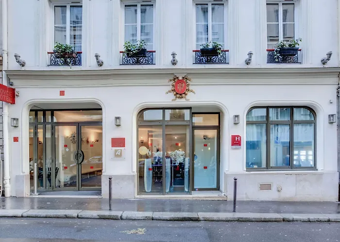 Joyce - AstotelHotel Parijs